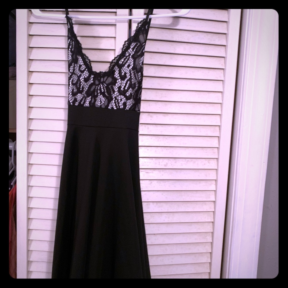 Cute black dress with Lacey top size small